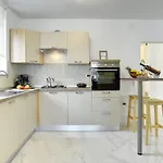 Modern With Private Pool Near *