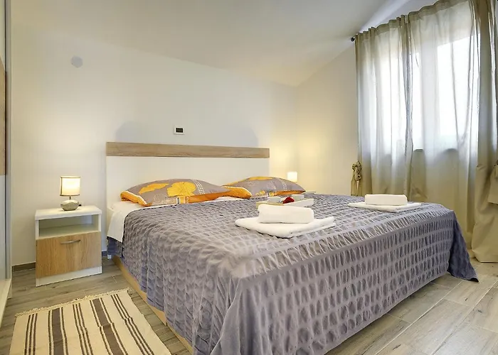 Villa Modern With Private Pool Near